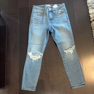 Good American Light Blue Distressed Skinny Jeans